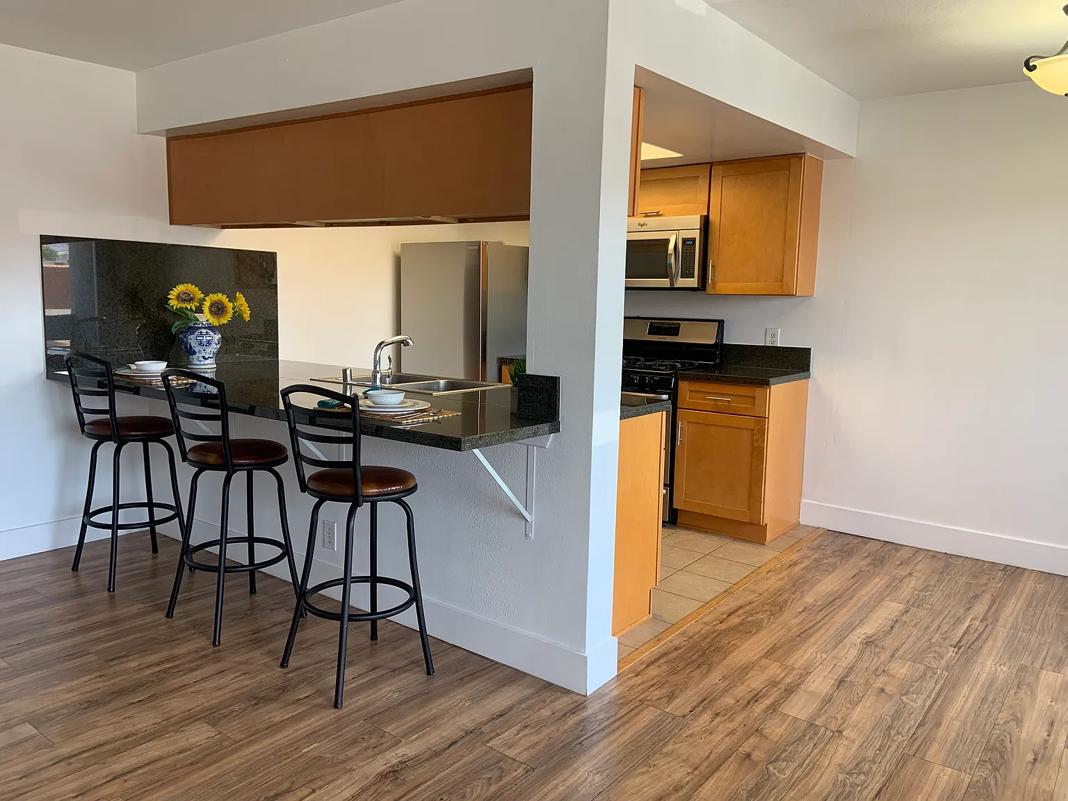 270 W Linden Ave — Photo 3