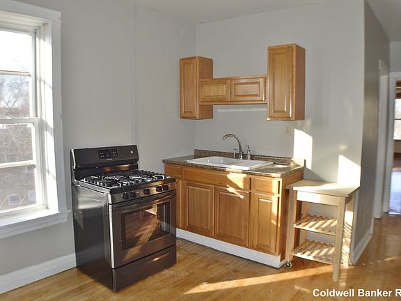 4th image of 3535 W Medill Ave Floor 3