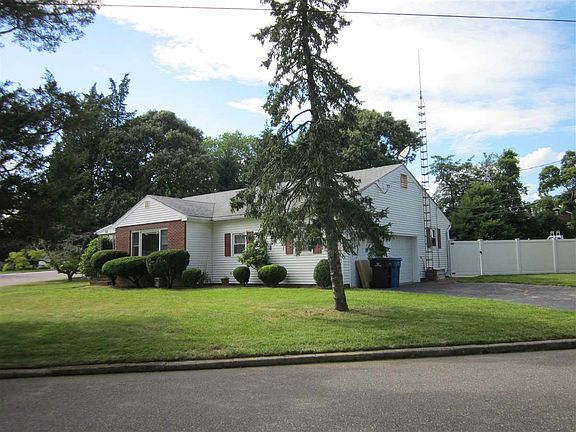4th image of 43 E Hollywood Ln