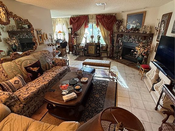 4th image of 4429 Shortleaf St