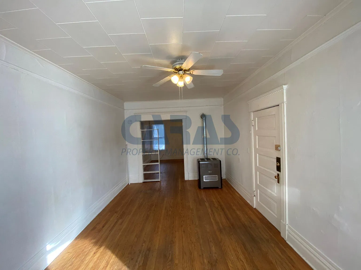 1 bed, 700 sqft, $925 — Photo 3