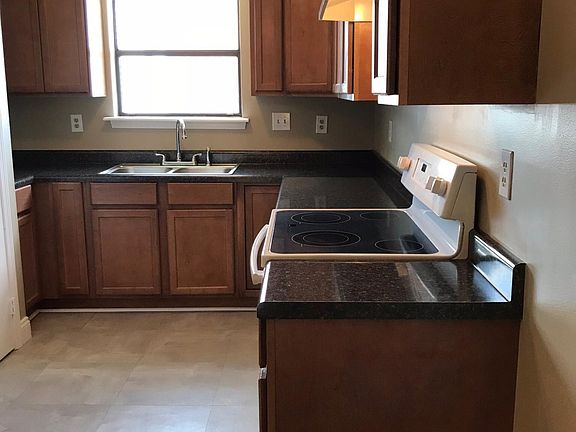 5th image of 100 Teal Ln APT 37