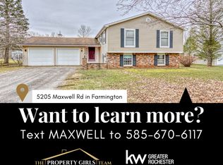 5205 Maxwell Rd, Farmington, NY 14425