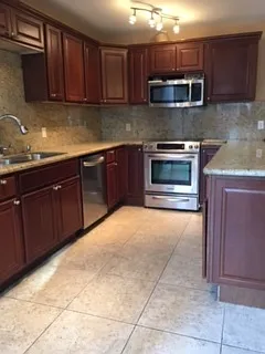 18501 Mayall St #F — Photo 8