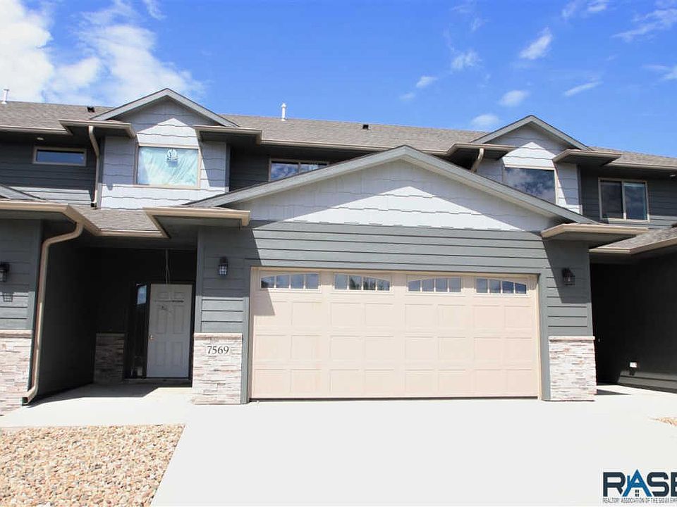 1st image of 7569 S Grand Arbor Pl