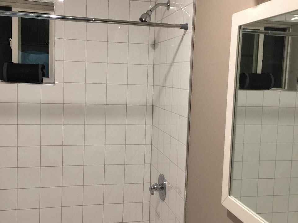2nd image of 32 Wildwood St #2