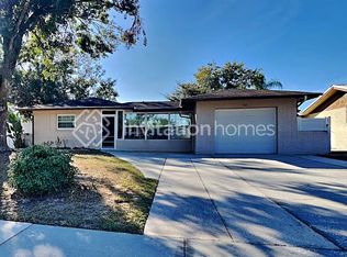 102 Valley Cir, Brandon, FL 33510