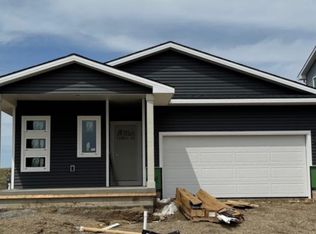 1721 Gordon Ct, Norwalk, IA 50211
