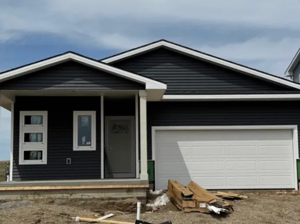 1721 Gordon Ct, Norwalk, IA 50211