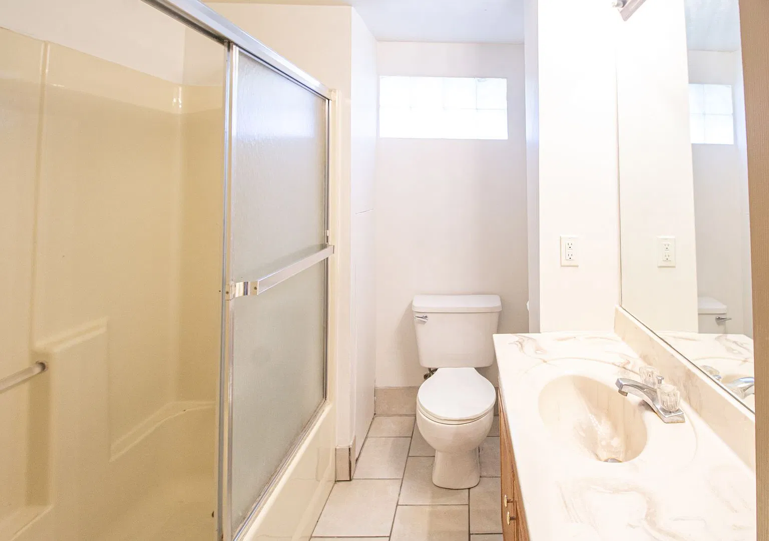 404 Lawrence Place — Photo 4