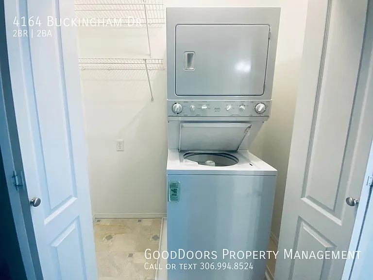 4164 E Buckingham Dr — Photo 2