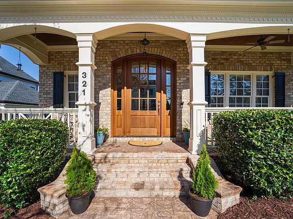 5th image of 321 Weycroft Grant Dr