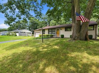 124 Chatworth Ave, Warwick, RI 02886