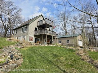 10406 Pollard Rd, Haslett, MI 48840