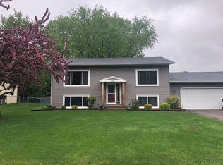 7971 Cloman Ave, Inver Grove Heights, MN 55076