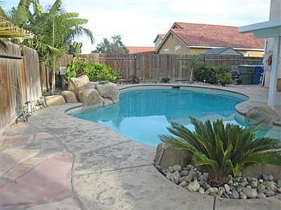 2nd image of 725 Salamanca Ct