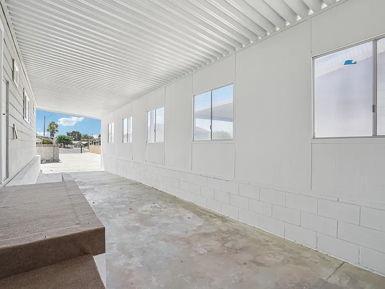 33423 Barcelona Dr — Photo 25