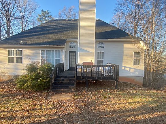 2nd image of 176 Shoreline Way