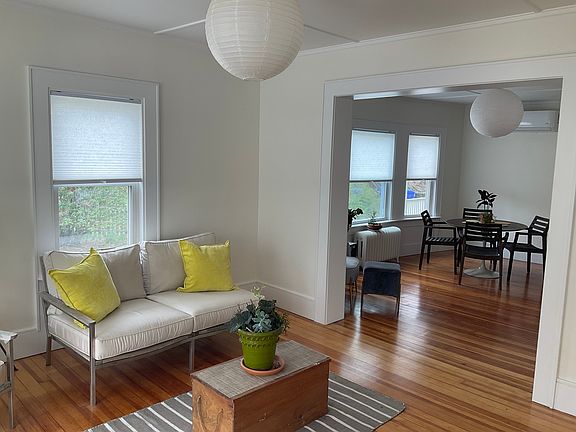 3rd image of 283 Glenwood Ave #283