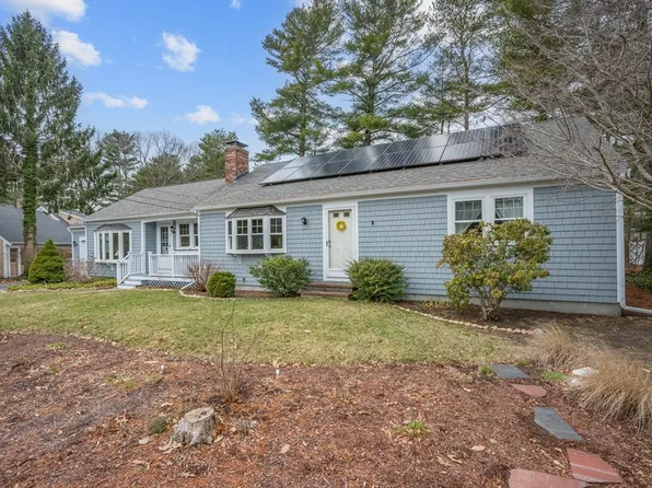 154 Rolling Hitch Rd, Barnstable, MA 02630
