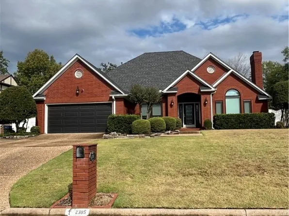 2305 Brigadoon Dr, Fort Smith, AR 72908