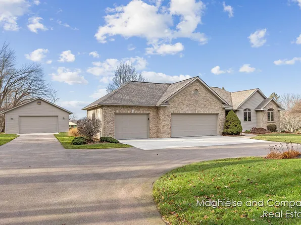 10185 Burlingame Ave SW, Byron Center, MI 49315