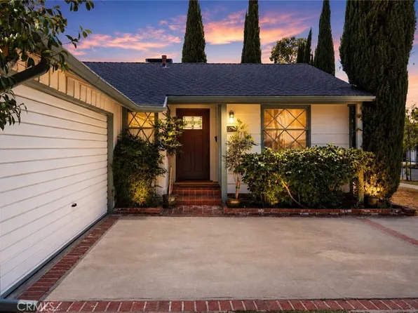 13758 Runnymede St, Van Nuys, CA 91405