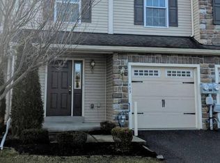 403 Caramist Cir, Sinking Spring, PA 19608