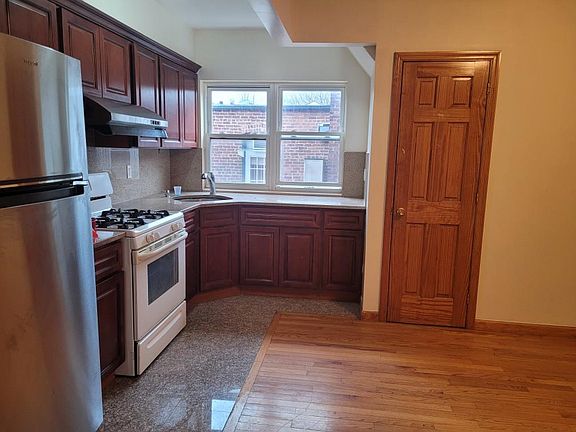3rd image of 15029 41st Ave #2F