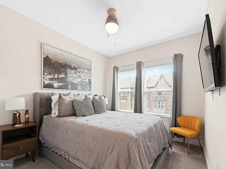 106 Albany Pl — Photo 7