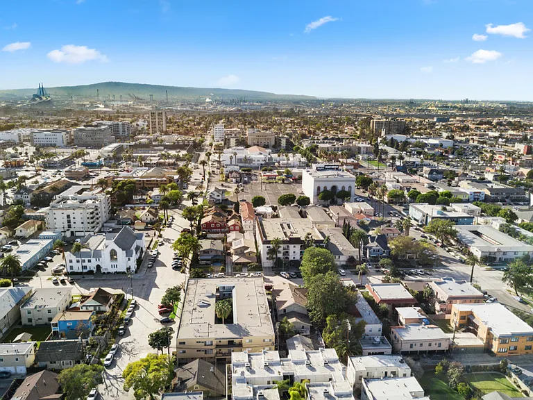800 Linden Ave in Long Beach — Photo 8