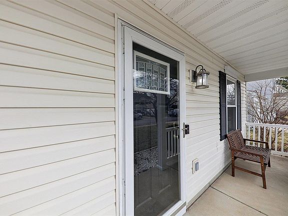 4th image of 132 Liberty Torch Ct