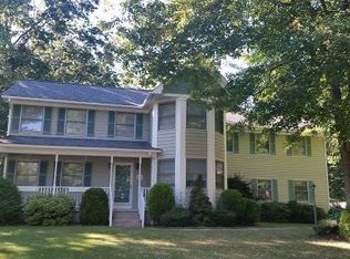 40 Sage Dr #1, Cranston, RI 02921