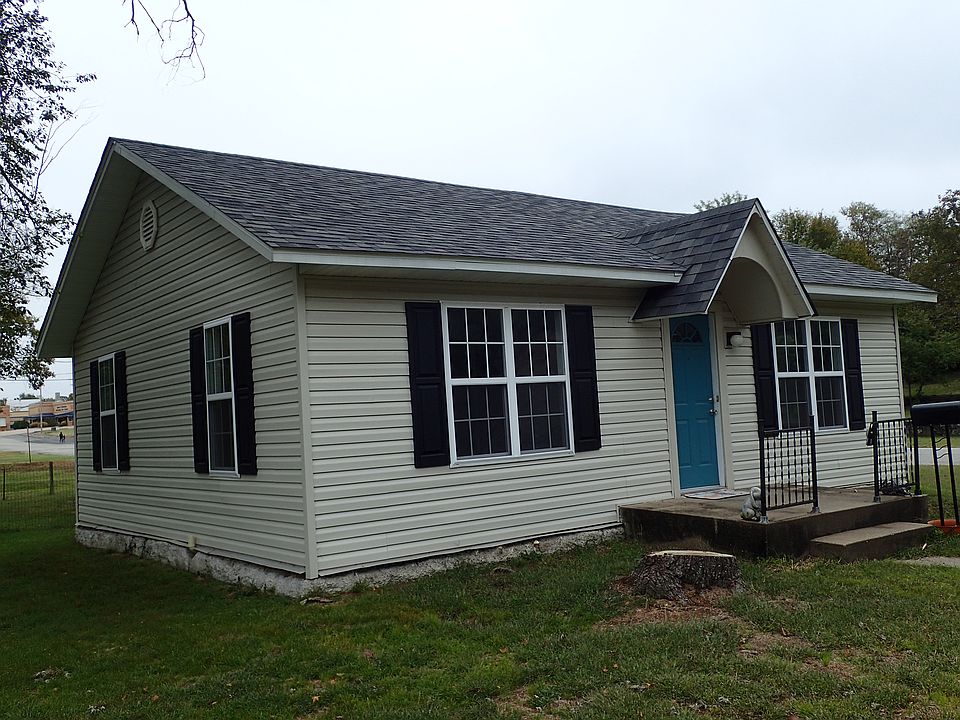 1st image of 711 Galena Ave