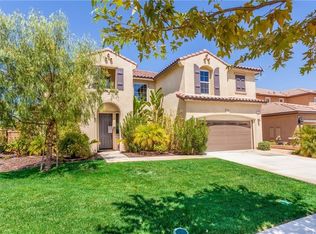 7506 Sanctuary Dr, Corona, CA