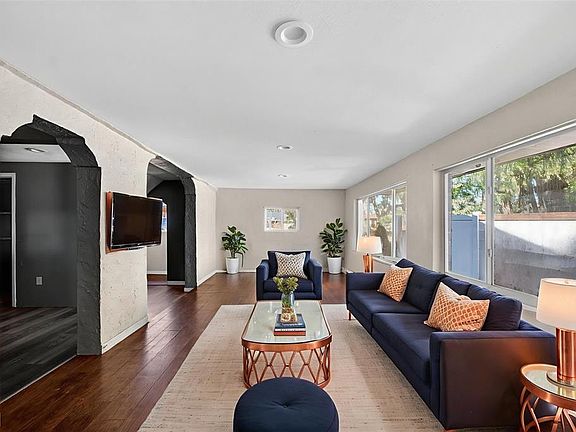 4th image of 842 Channing Rd