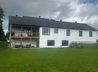 723 Rosedale Rd S, Montague, ON K7A 5B8