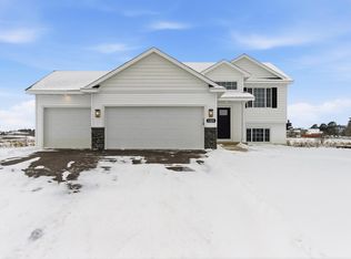 1223 Woods Rd NE, Isanti, MN 55040