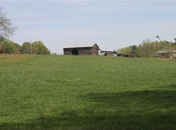 view of barn/pasture
