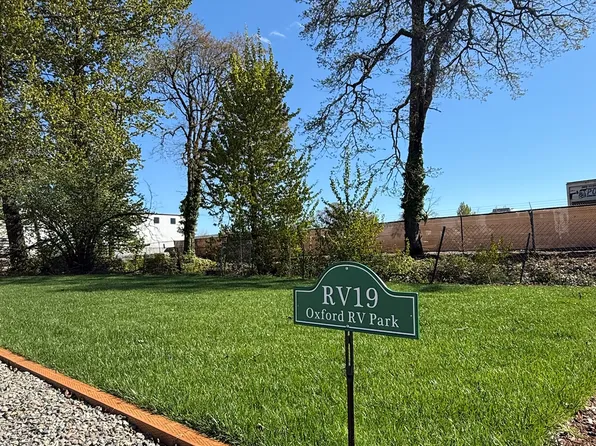 1740 Oxford St SE, Salem, OR
