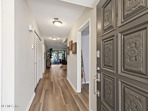 5th image of 7800 LAS CANAS Court