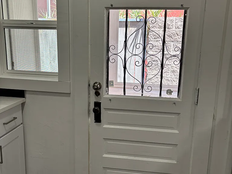 813 Marquette Ave NW #2 — Photo 28