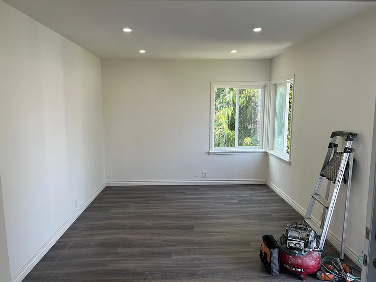 405 S Garfield Ave — Photo 2