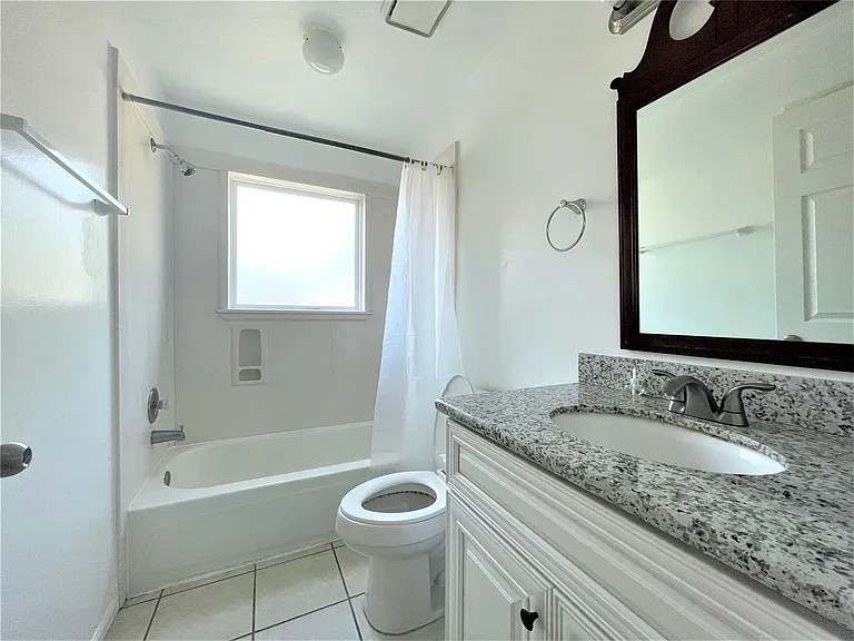 834 Island Meadow Ct — Photo 14