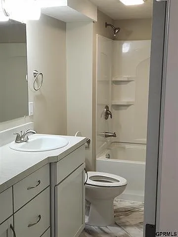 4612 Colfax Cir — Photo 10
