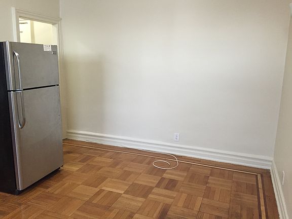 2nd image of 8846 144th St
