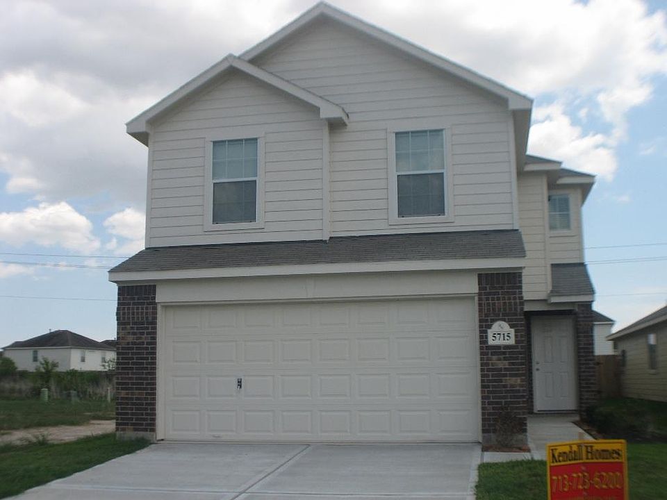 1st image of 5715 Roseglen Meadow Ln