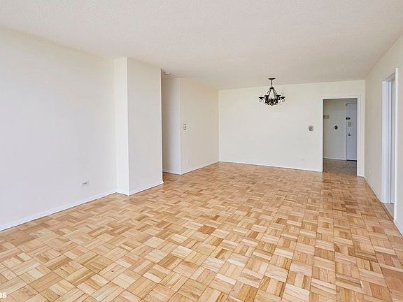4th image of 3333 Henry Hudson Pkwy APT 2S