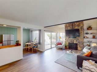 Strawberry, Aurora, CO 80014