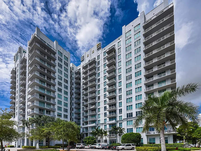 300 S Australian Ave #808 — Photo 30